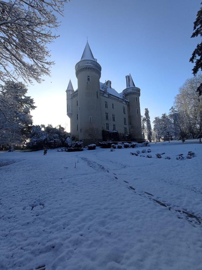 مبيت وإفطار Chateau Saint-Chartier المظهر الخارجي الصورة